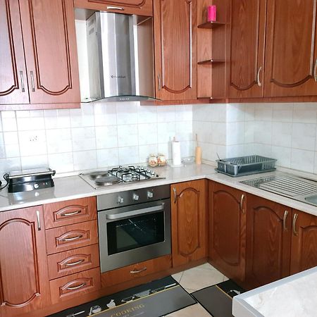 Erin Apartments Vlore Exterior photo