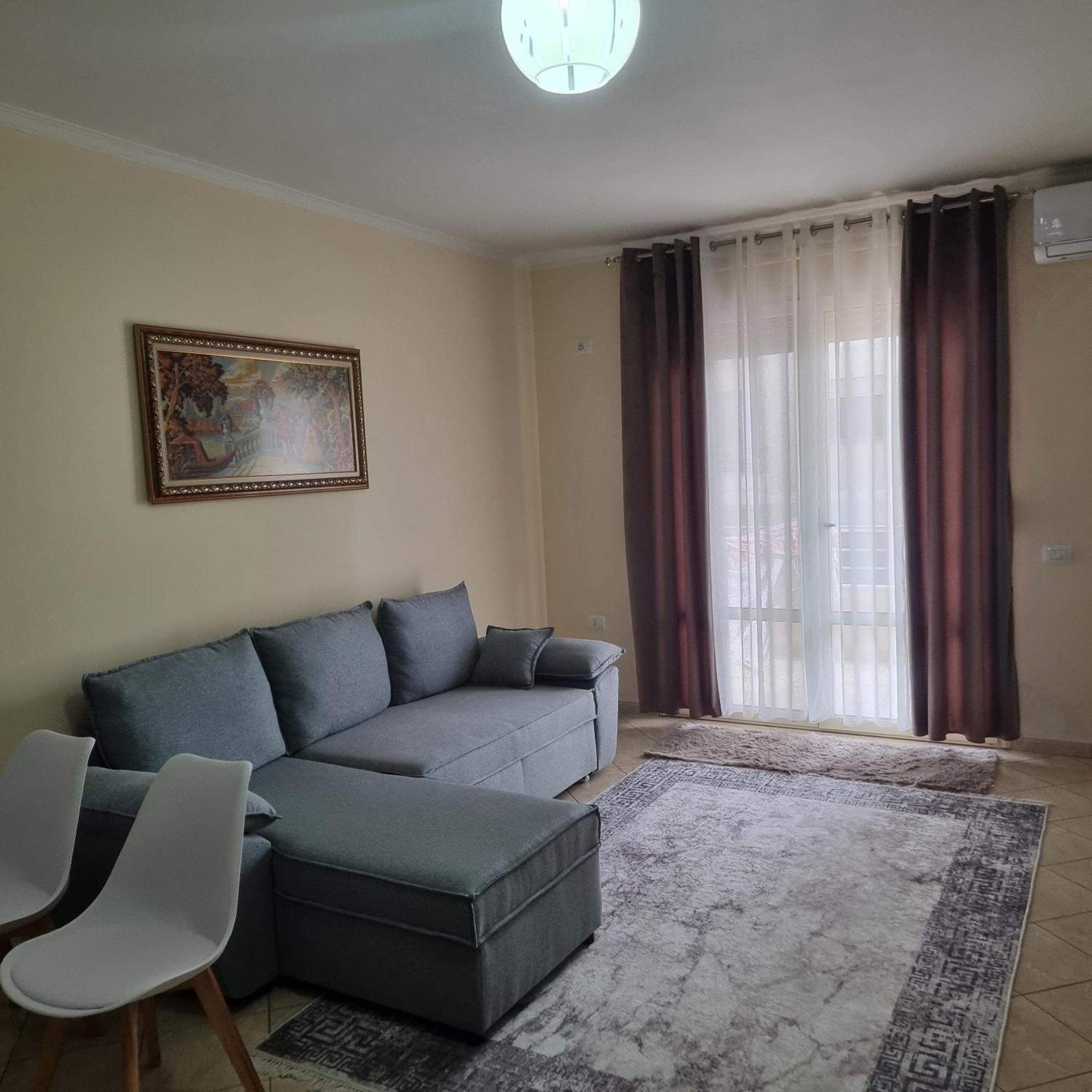 Erin Apartments Vlore Exterior photo